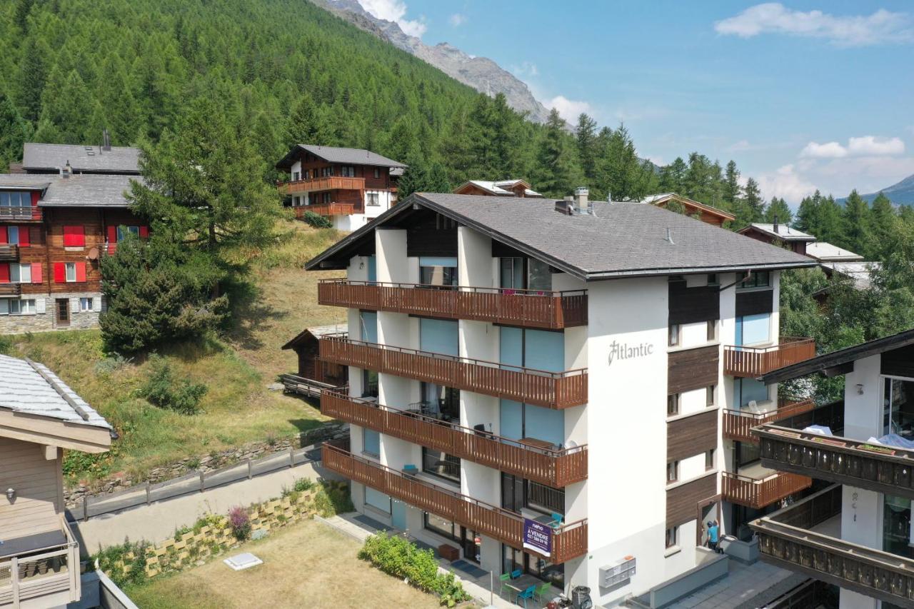 Mountain Retreat Studio: Idyllische Ferienwohnung In Saas-Fee Exterior photo